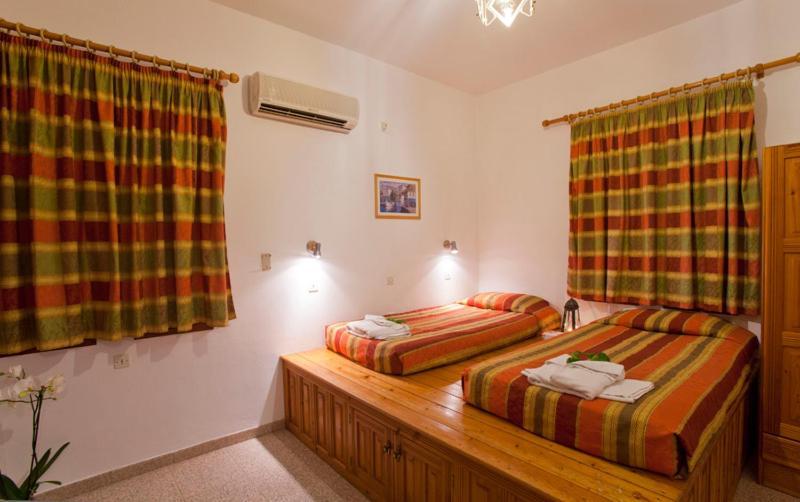 Aparthotel Pefkos Filoxenia Pefki Pokoj fotografie